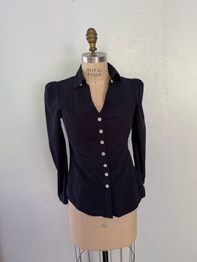 Fitted Navy Blue Button-Down Collared Shirt